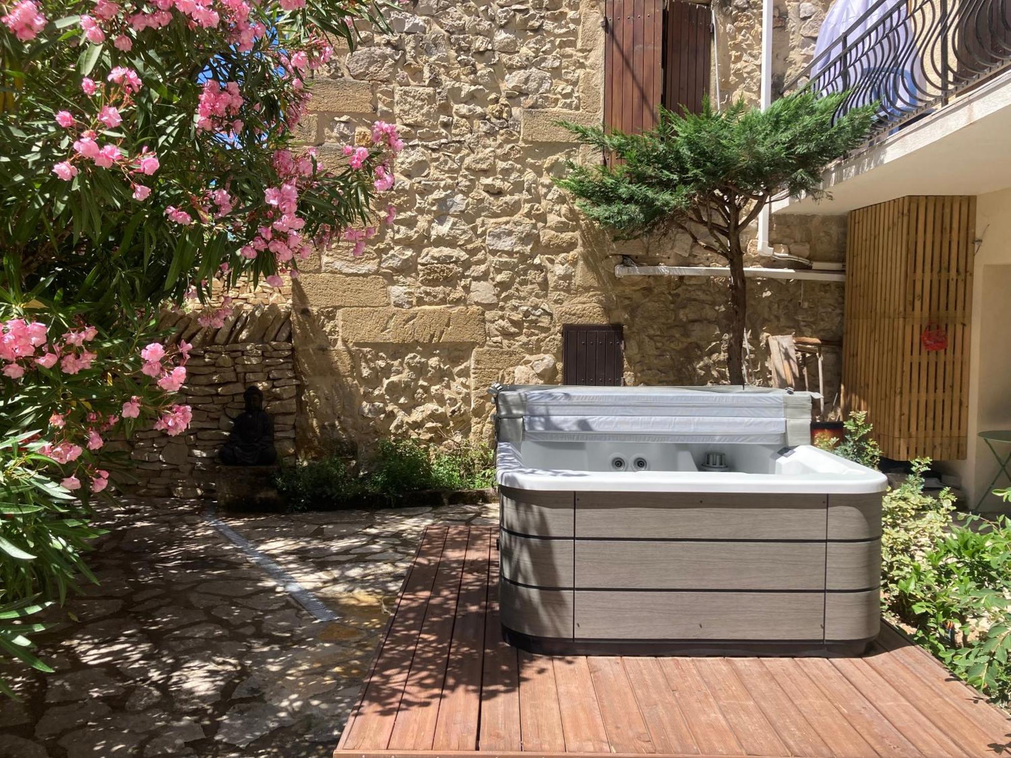 Le Studio D Aurelie Avec Spa Ete En Pleine Campagne Et Proche De Toute Commodite Рокемор Экстерьер фото